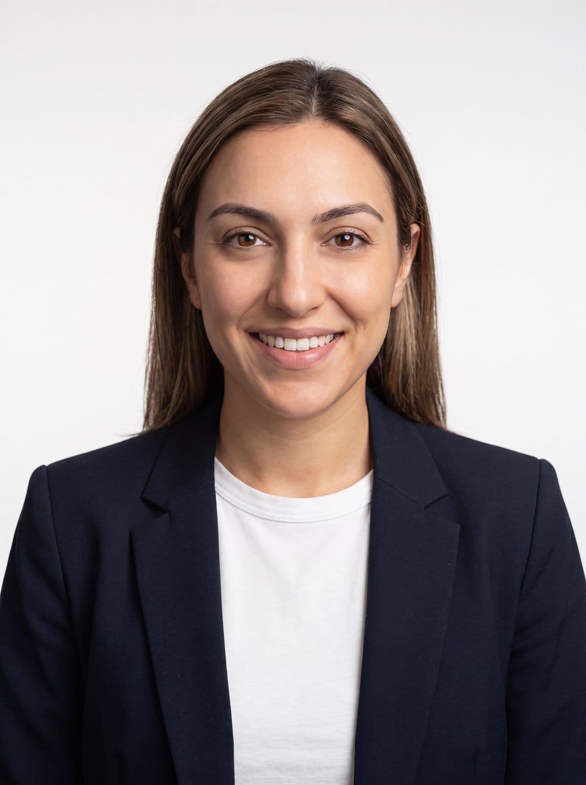 Professional headshot result for Gabriela